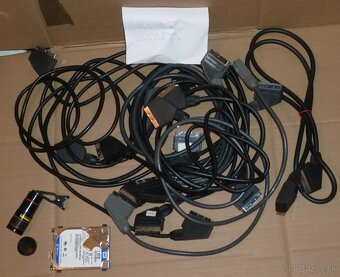 Predám krabicu plnú elektrobordelu po upratovaní - 2
