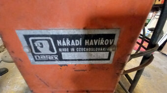 Predám cirkular s hoblovačkou NAREX čssr - 2