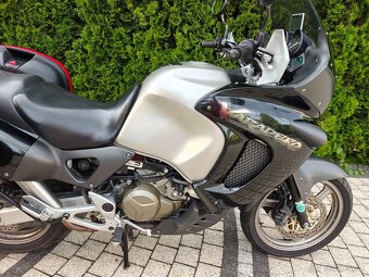 Honda XL 1000 Varadero - 2
