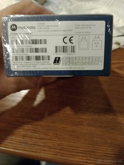 Ponúkam na predaj mobilny telefón Motorola Moto E14 - 2