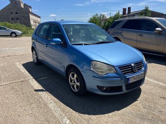 Volkswagen Polo - 2