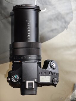 Sony RX10 III 24 – 600 mm F2,4 – 4 - 2
