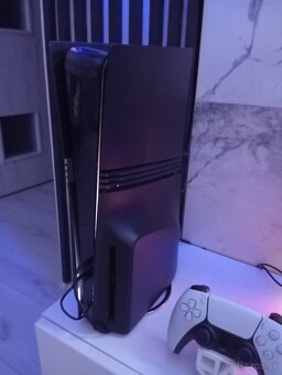Ps5 pro mechanika,2x ovládač a slúchadlá - 2