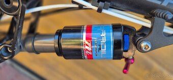 Celoodpružený horský bicykel značky FOCUS - 2