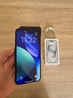 iPhone 15 128GB - 2