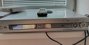 Video a DVD rekordér Philips - 2