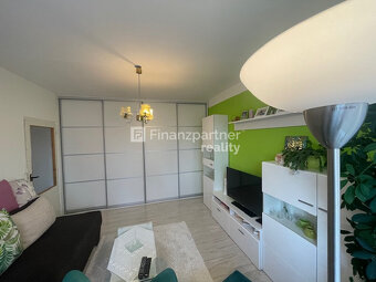 Zaujímavý dlhodobý prenájom 1izb byt na vl. clementisa s log - 2