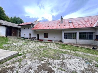 Vidiecka usadlosť na samote s lesmi- Malá Hradná - 2