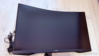 Herny monitor Samsung Odyssey G5, 27 palcov - 2