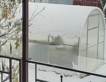 Polykarbonatovy sklenik - 2