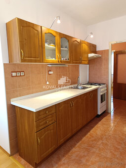 Sympatický 3,5 izbový byt - Sereď - 2