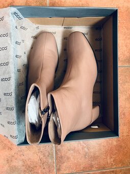 ECCO členkové čižmy - 2