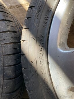 R17 225/45 - 2