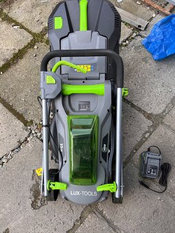 Baterkova kosačka - 2