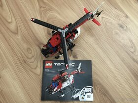 Lego TECHNIC 42092 - Záchranársky Vrtuľník - 2