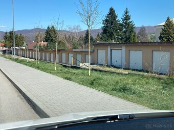 Garáž - 2