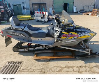 Snežný skúter Polaris Liberty 600 - 2
