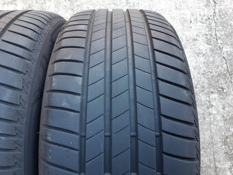 245/45 R18 -letné - 2
