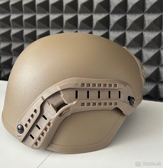 Airsoft prilba - 2