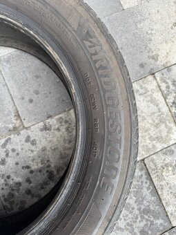 195/60 R16 - 2