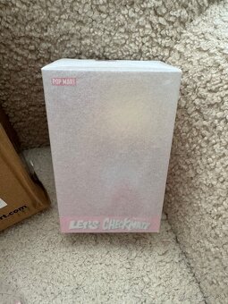POPMART Labubu queen - 2