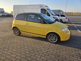Lancia YPSILON 1,4i 16V 100hp momodesign - 2