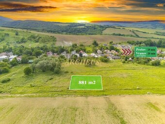 POZEMOK NA VÝSTAVBU RD, PETROVCE, 881m2 - 2