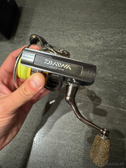 Navijak Daiwa 13certate 2506H + nahradna cievka - 2