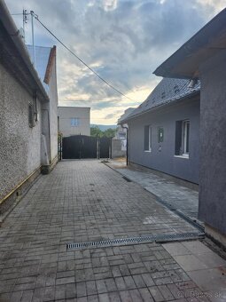 PREDAVAM ROD.DOM SECOVCE - 2