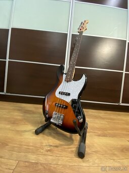 Fender Jazz Bass - 2