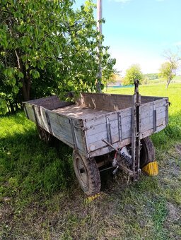 Vlečka za traktor - 2
