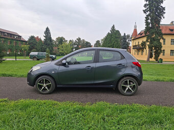 Mazda 2 1.3 MZR - 2