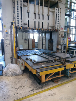 lis hydraulicky LOIRE EKD 800 TONNES - 2