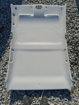 Predam stropnicu-strechovi na Renault Thália rok vyroby 2011 - 2