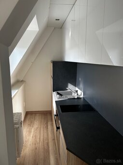 Slnečný podkrovný 2 izb. byt - Žilina, Hájik - 2