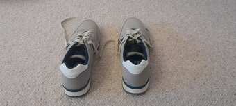 Nenosené pánske béžové tenisky v. 44 - 2