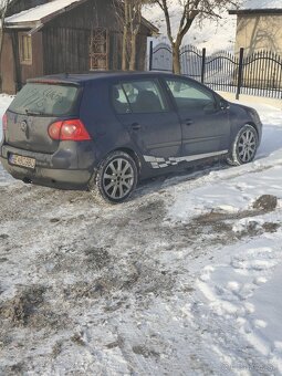 Predám vymením golf 5 1.9.77 je - 2