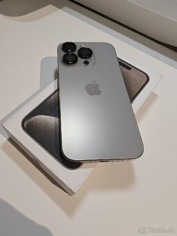 Apple iPhone 15 Pro 128GB - 2