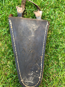 starožitná kožená kapsička - 2