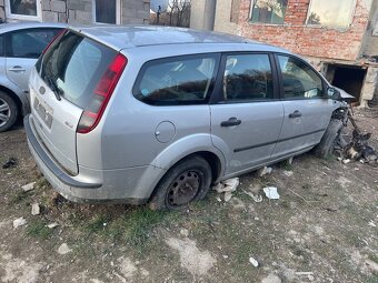 Rozpredam ford focus 1.6 tdci - 2