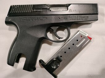Pištoľ S&W SIGMA - 2