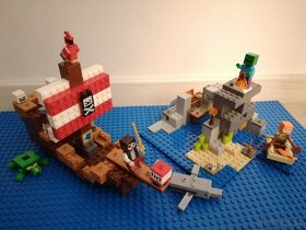 Lego Minecraft 21152 Pirátska loď - 2
