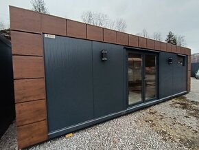 Obytný mobilný kontajner 8.5m x 3m. - 2