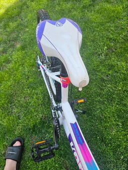 Predám dievčenský bicykel Kenzel 24" - 2