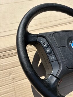 BMW volant - 2