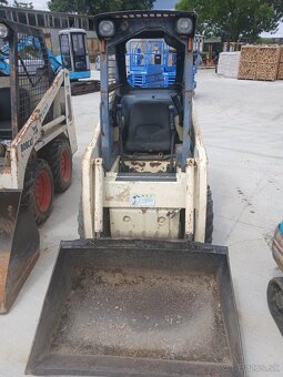 TCM Bobcat 704 - 2