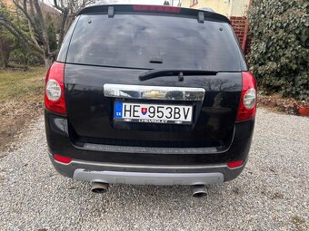 Predám chevrolet Captiva 2l 4x4 automat - 2