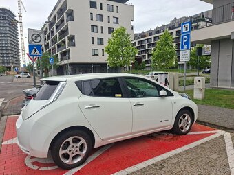 NISSAN LEAF 30kwh, 2017 - 2