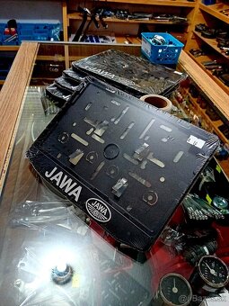 DRŽIAK ŠPZ - JAWA - 2