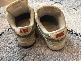 NIKE tenisky, pôvodná suma 170€, veľkosť 40.5 - 2